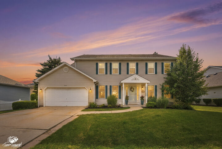 Property Photo: 1803 Chestnut Hill Road IL 60586