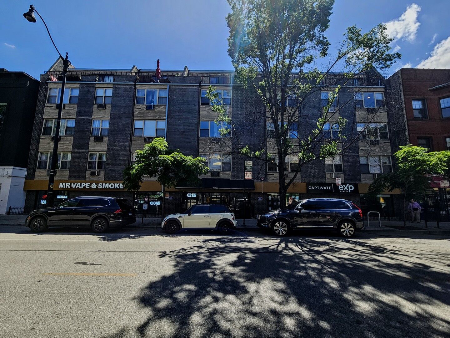Property Photo: 2250 N Lincoln Avenue 403 IL 60614