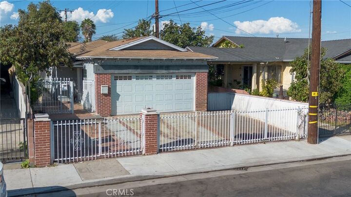 Property Photo:  4815 E 6th St  CA 90022 