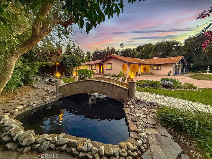 Property Photo:  23254 Hatteras  CA 91367 