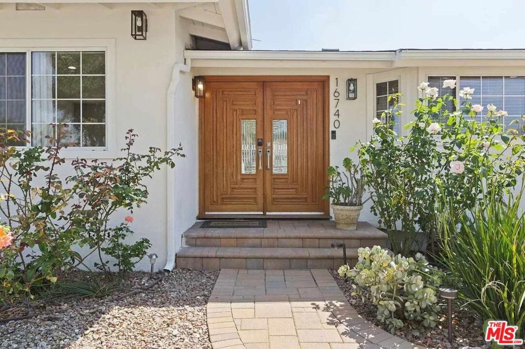 Property Photo:  16740 Bermuda Street  CA 91344 