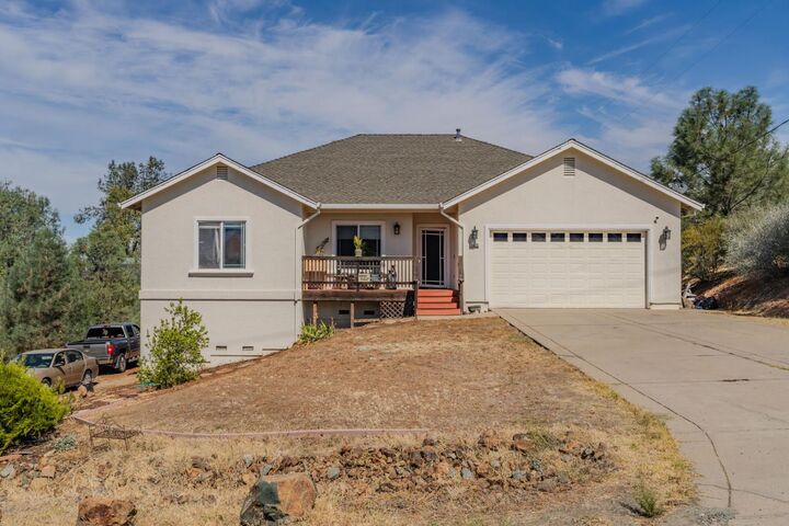 Property Photo: 6816 Baldwin Street CA 95252