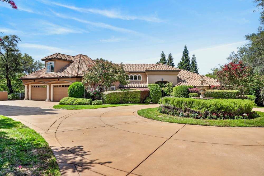Property Photo:  5619 Calle Paloma Court  CA 95746 
