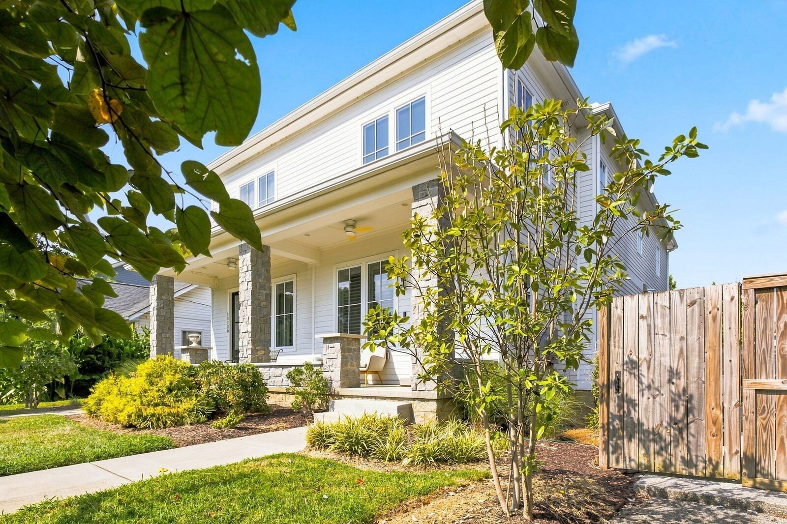 Property Photo: 1812 5th Ave N TN 37208