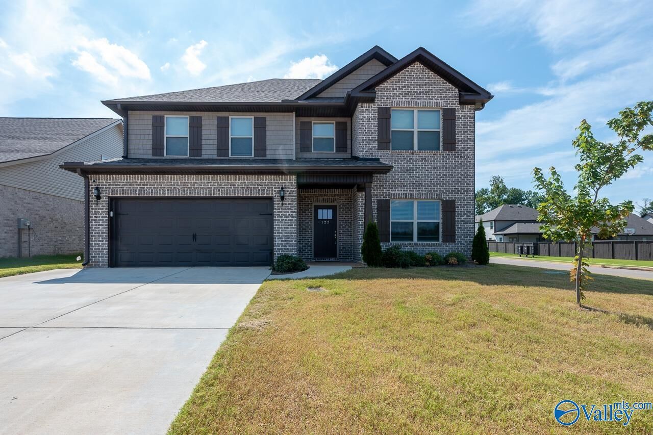 Property Photo: 122 Virtue Way AL 35749