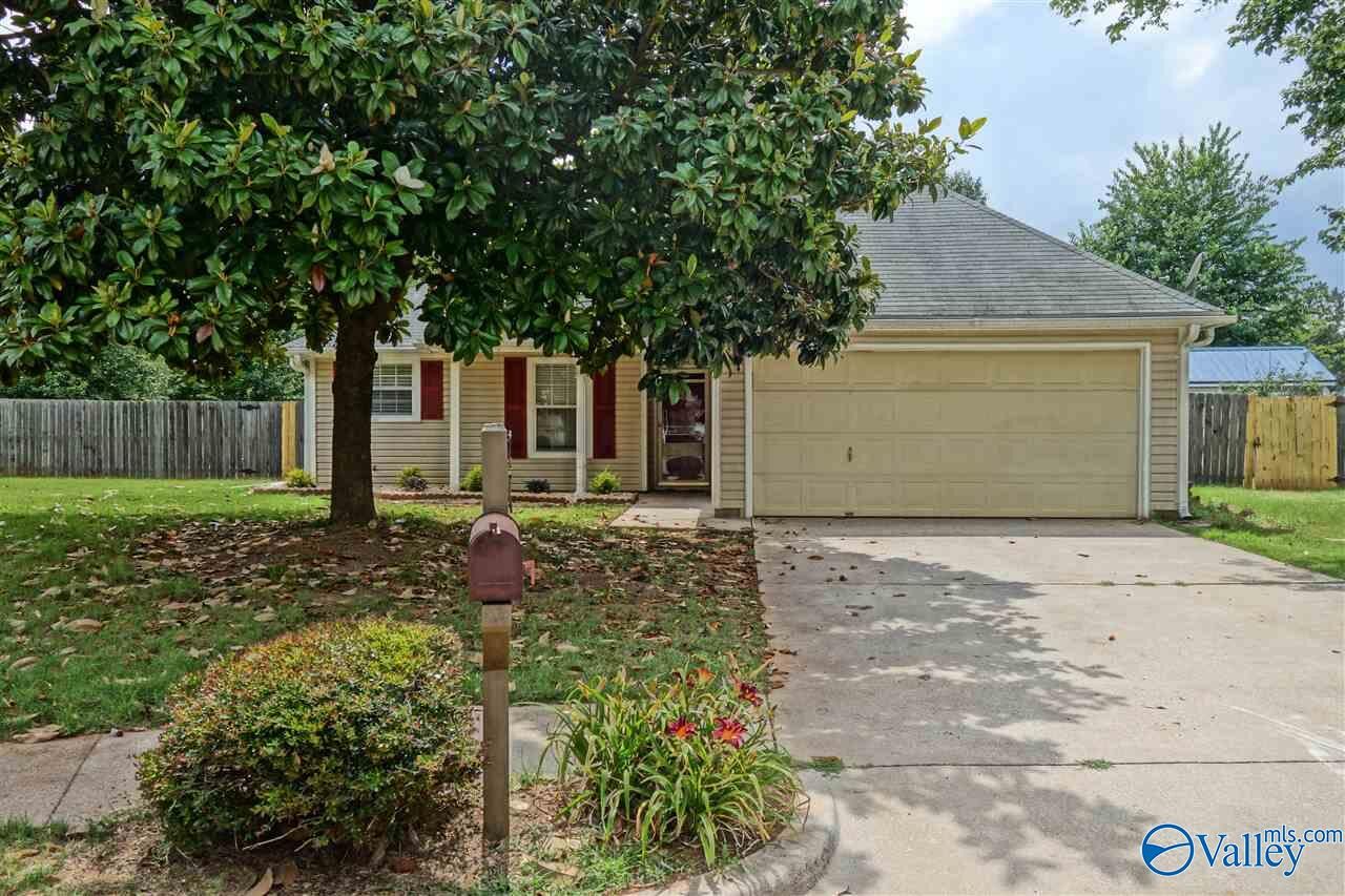 Property Photo: 212 Turnbrook Drive AL 35824