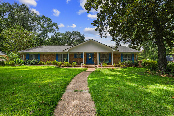 Property Photo: 3421 Arthur TX 75965