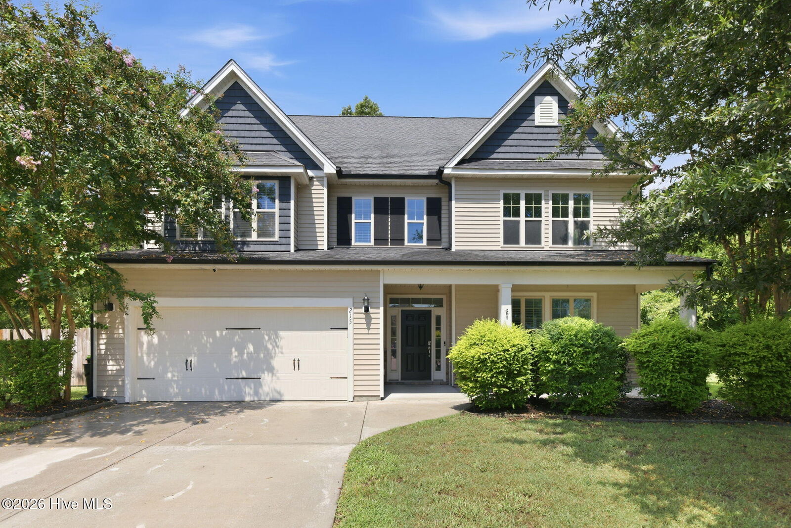 Property Photo: 215 Spoonbill Court NC 28584