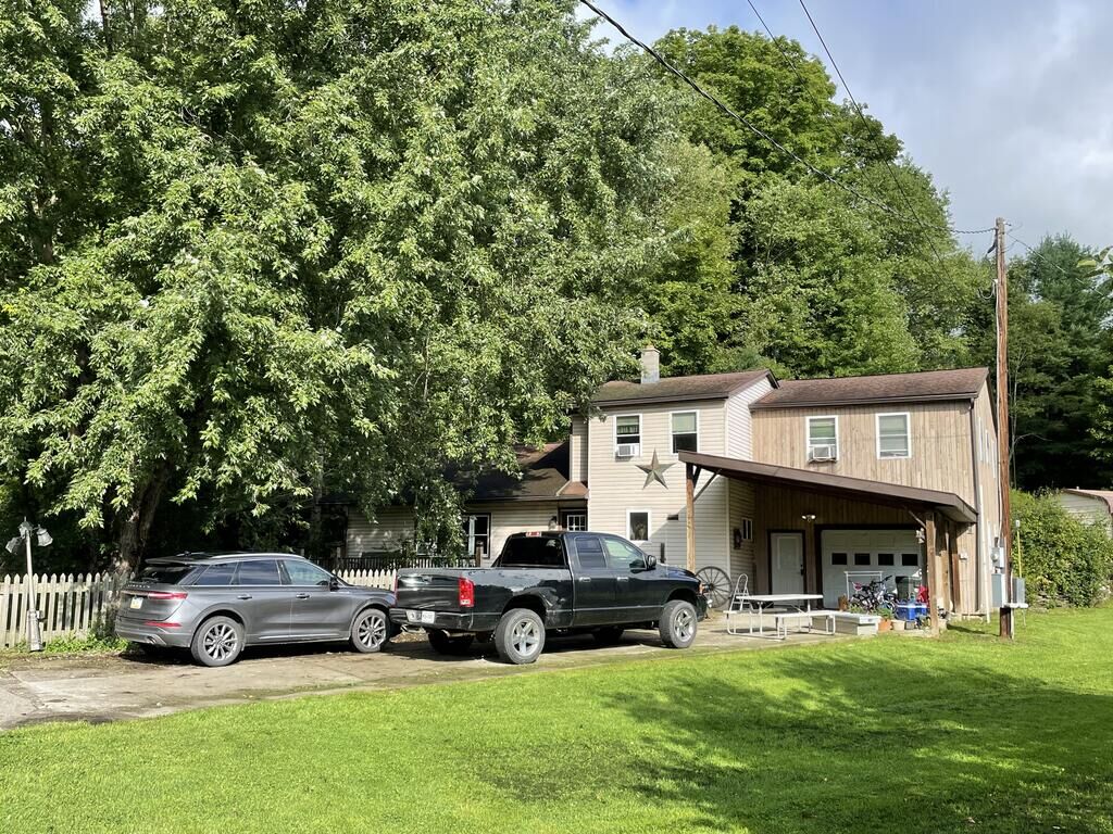 Property Photo:  2172 N Rome Rd  PA 18837 