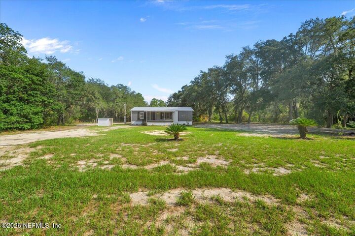 Property Photo:  220 Glisson Street  FL 32148 