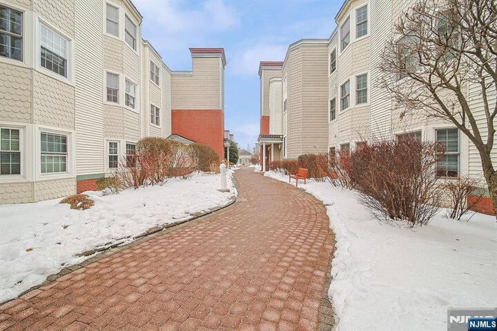 Property Photo:  321 The Promenade  NJ 07020 