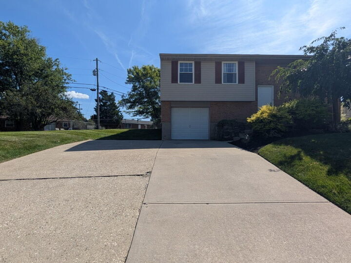 Property Photo:  102 Tando Way  KY 41017 
