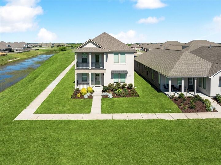 Property Photo: 425 Short Bough Lane LA 70461