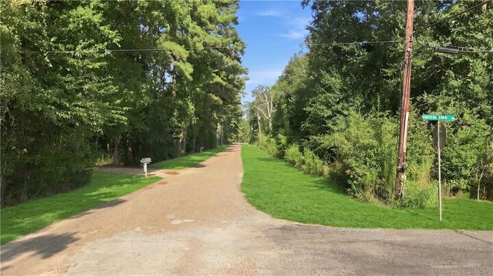 Property Photo: Chateau Farm Road LA 70446