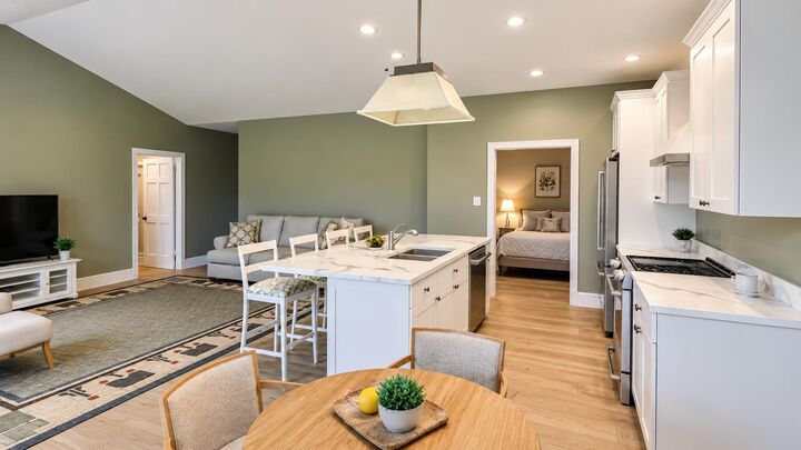 Property Photo: 22 Farmhouse Lane NH 03224