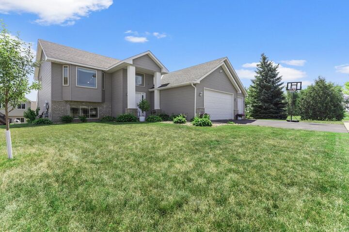 Property Photo:  22486 Cantrel Way  MN 55024 
