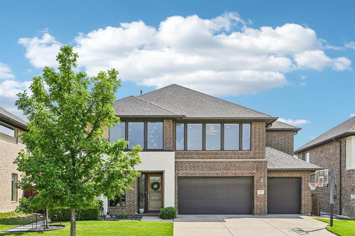 Property Photo: 787 Benalla Drive TX 75036