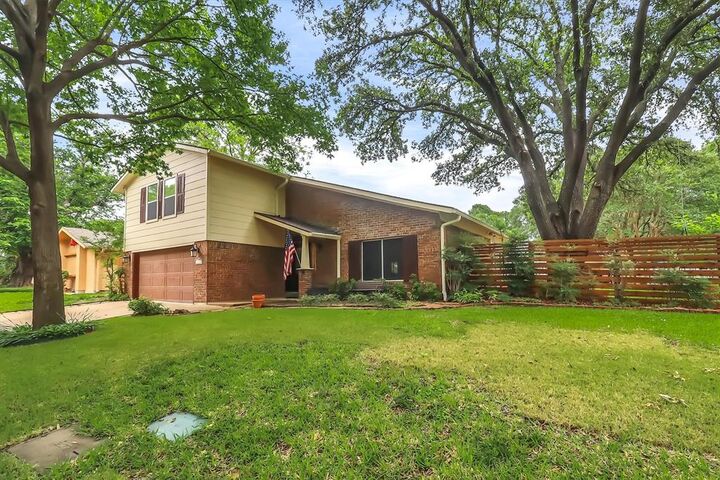 Property Photo:  15735 Covewood Circle  TX 75248 