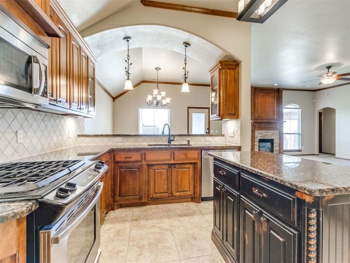 Property Photo:  313 SW 171st Street  OK 73170 