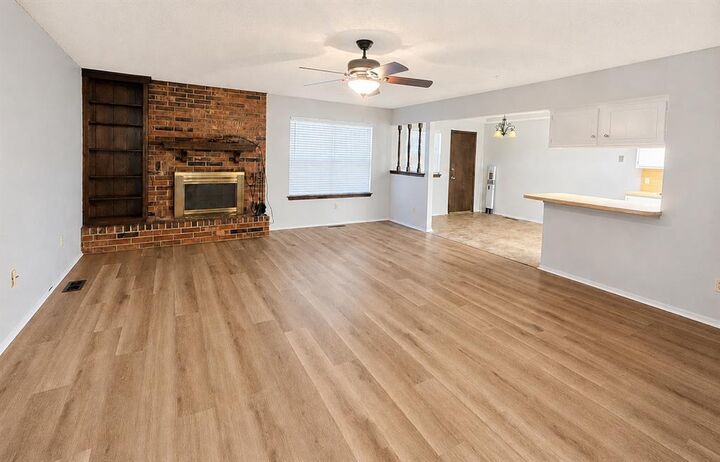 Property Photo:  10444 Fairfax Lane  OK 73099 