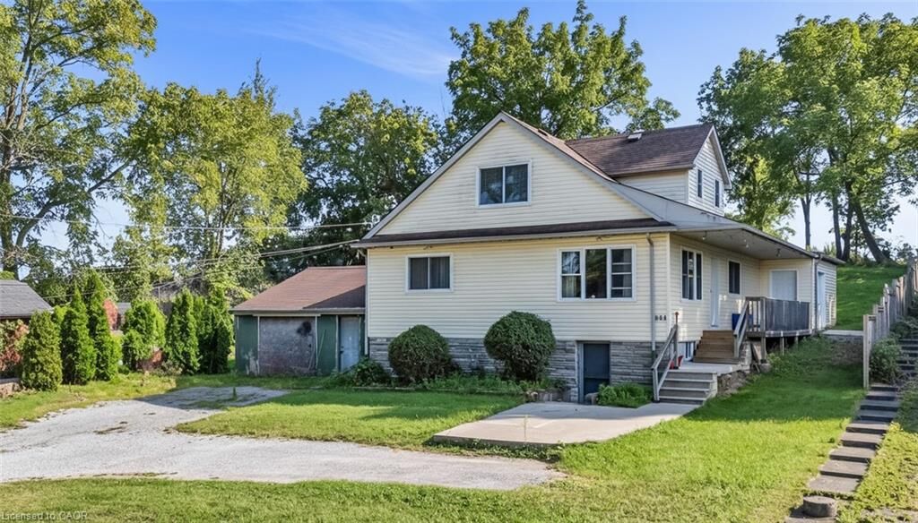 Property Photo:  144 Limeridge Road E  ON L9A 2S3 