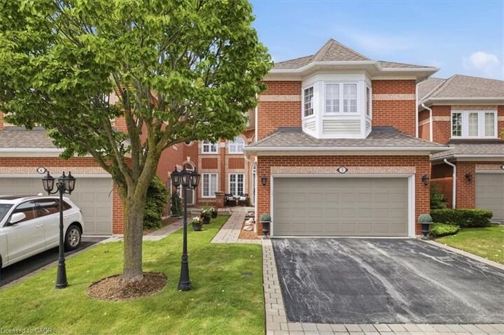 2145 Country Club Drive 7 — photo 1