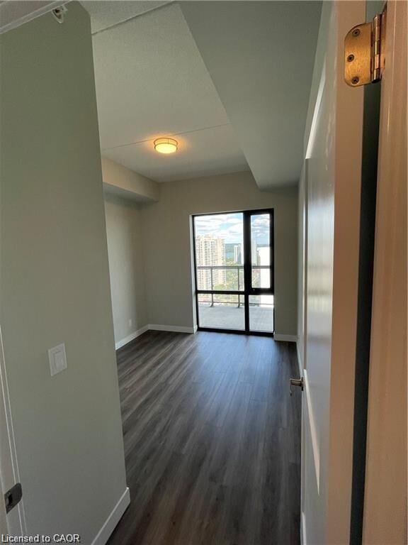Property Photo:  15 Queen Street S 1410  ON L8P 3R6 