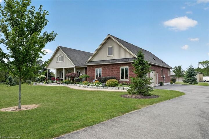 Property Photo: 846 Regional Road 27 ON L0R 2J0