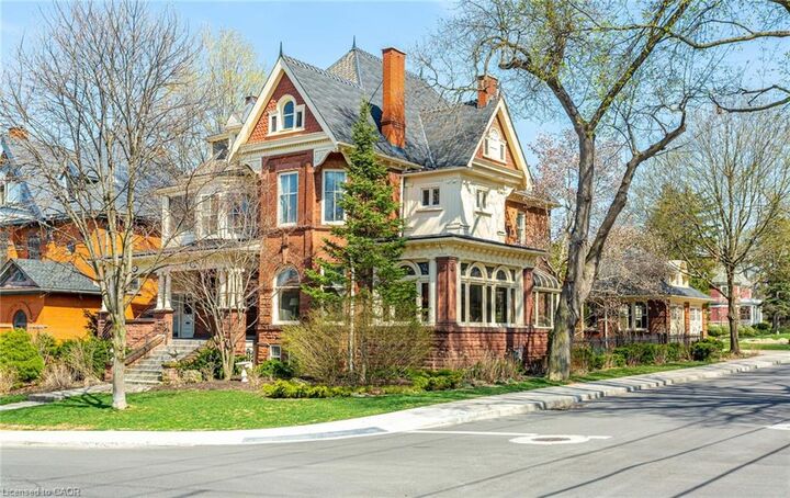 Property Photo: 351-353 Bay Street S ON L8P 3J7