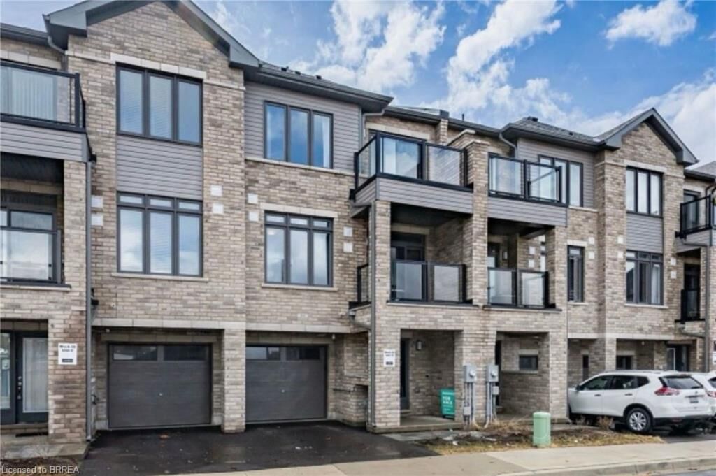 Property Photo:  585 Colborne Street E 810  ON N3S 0K4 