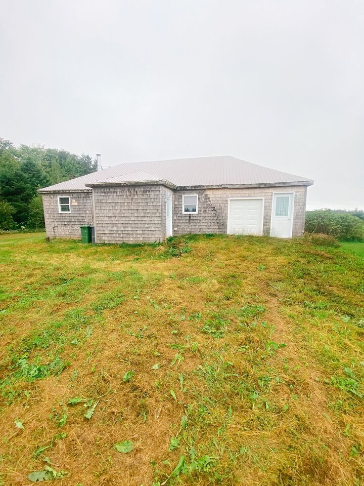 Property Photo:  1146 St. Charles Road  PE C0A 2B0 