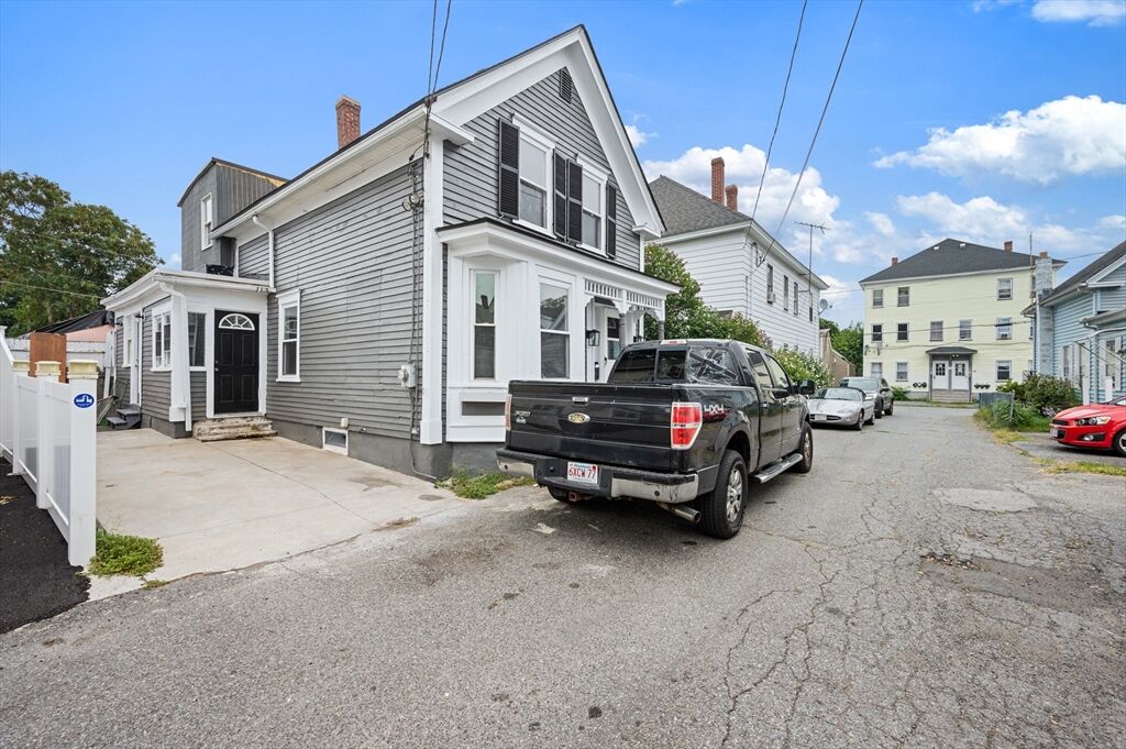 Property Photo: 4 Pollard Ave MA 01850