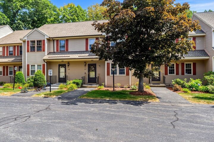 Property Photo:  45 Washington St 106  MA 01844 