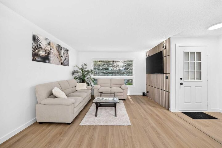 135 Woodsman Lane SW — photo 1