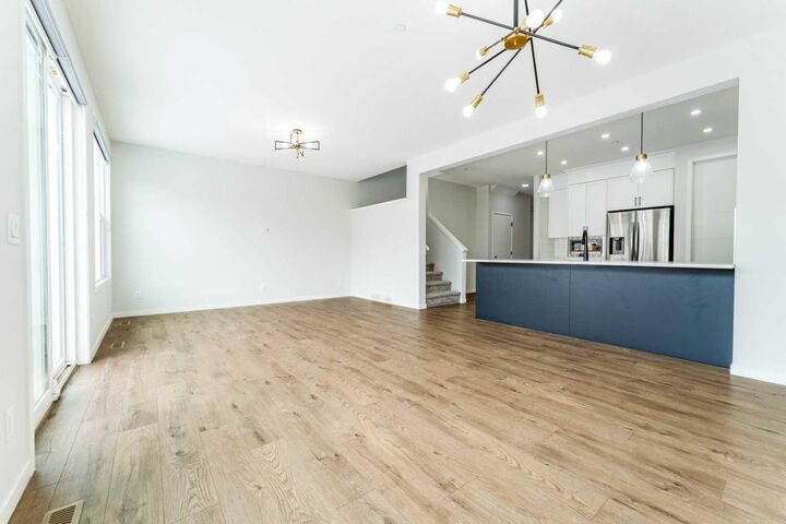 Property Photo: 13 Calhoun Crescent NE AB T3P 1X8