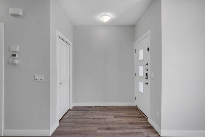 Property Photo: 46 Midtown Boulevard SW AB T4B 4E4