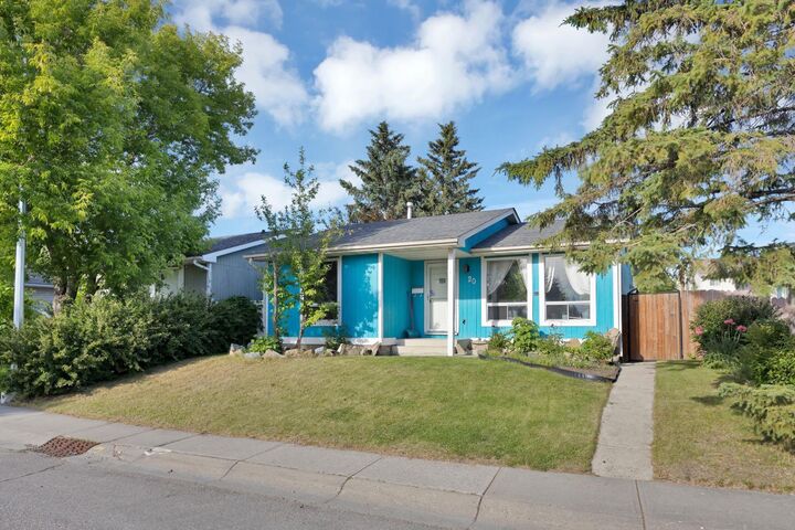 Property Photo: 20 Falton Way NE AB T3J 1K4