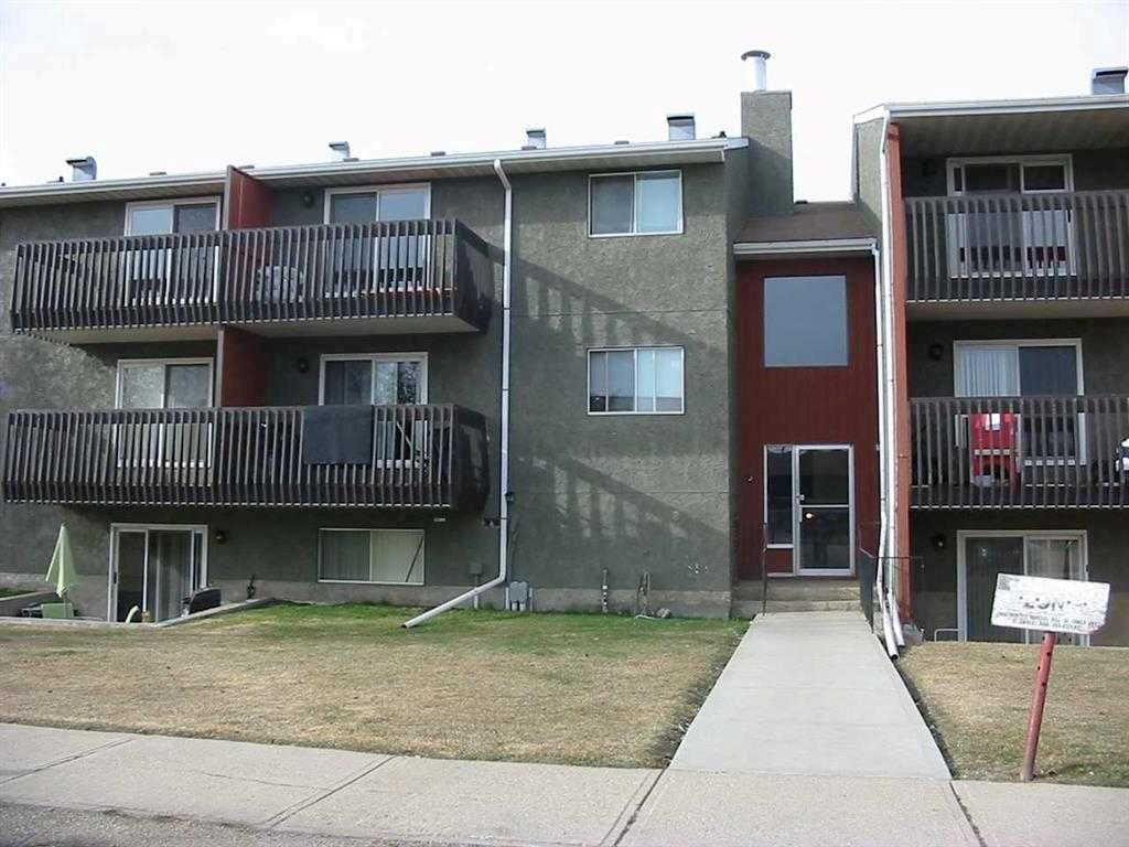 Property Photo:  35 Bennett Street 107  AB T4R 1V3 