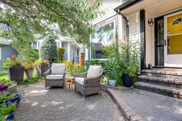 Property Photo: 337 Sandringham Court NW AB T3K 3V6