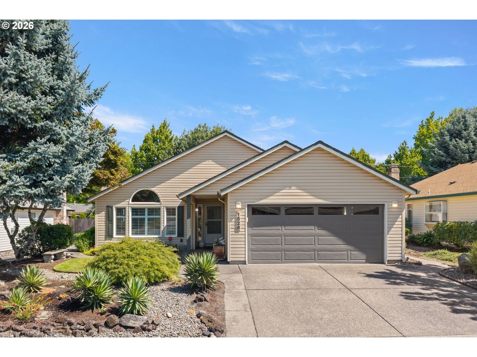 Property Photo:  1526 NE 150th Ave  OR 97230 