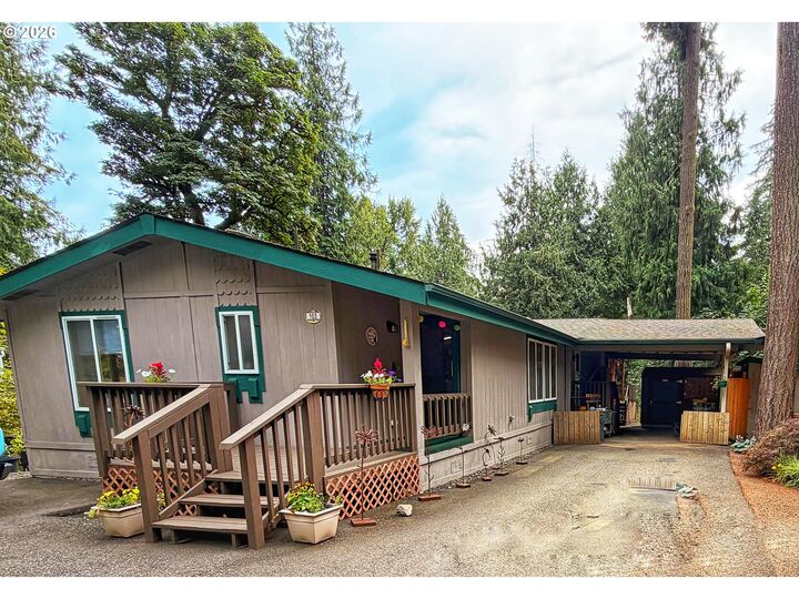 Property Photo:  32700 SE Leewood Ln 103  OR 97009 