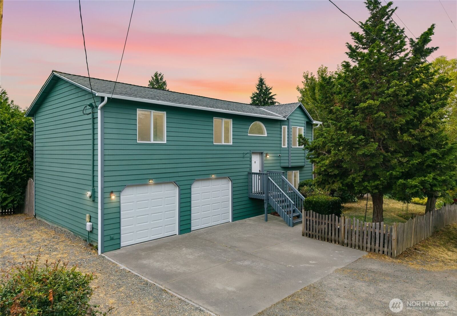 Property Photo: 21675 SE 267th Street WA 98038