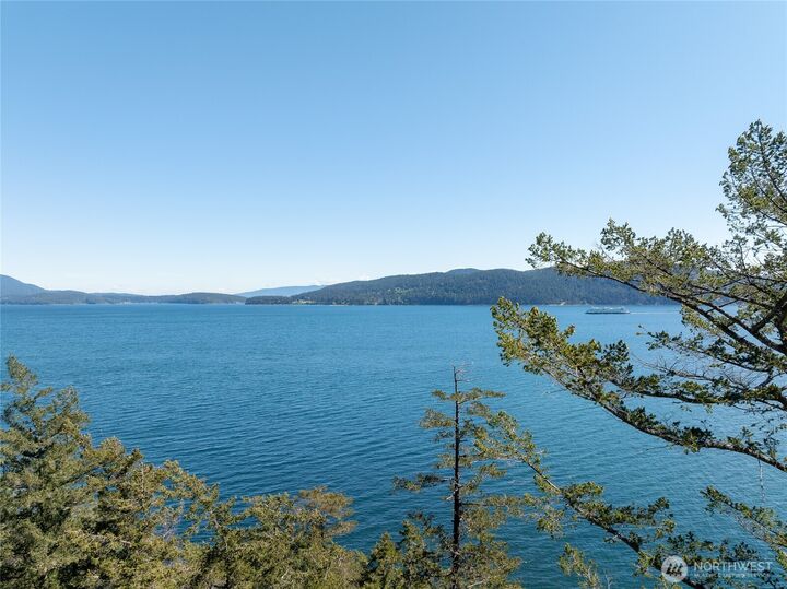 Property Photo: 61 Yew Lane WA 98261
