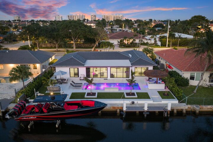 Property Photo: 5641 Bayview Drive FL 33308