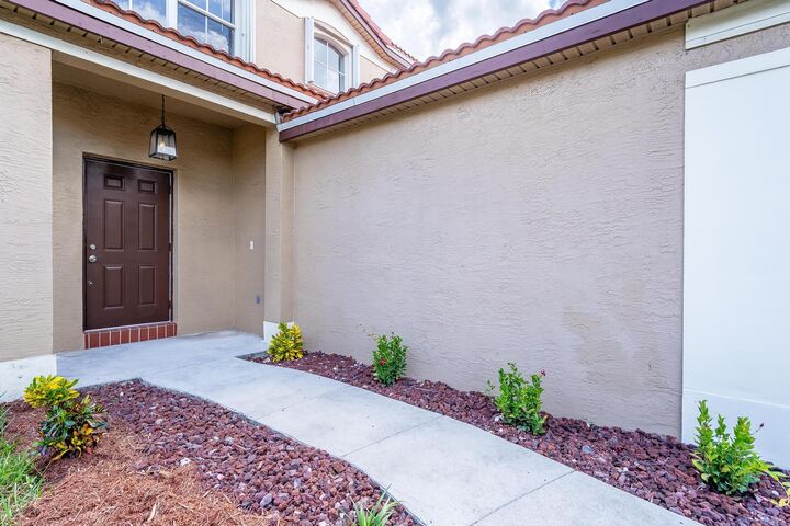 Property Photo: 4250 NW 1st Place FL 33442