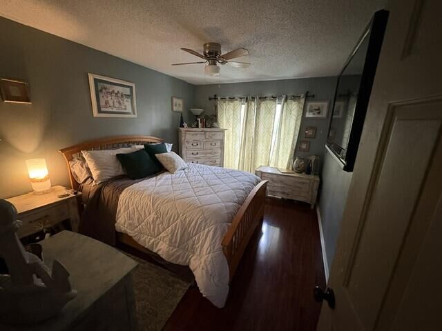 Property Photo: 249 Pleasant Wood Drive FL 33414