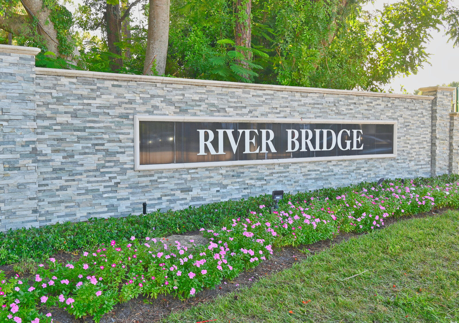 Property Photo: 2505 Egret Lake Drive FL 33413