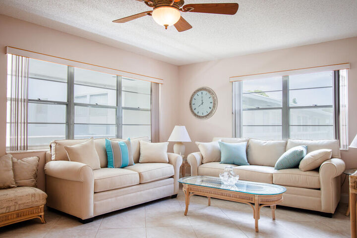 Property Photo: 20 Lyndhurst A FL 33442