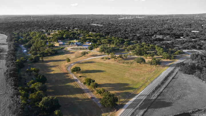 Property Photo:  2825 W Ammann Rd  TX 78163 