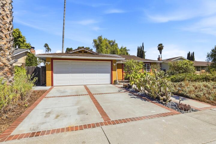 Property Photo: 5880 Tandera Avenue CA 95123
